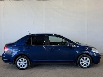 Nissan Tiida, 2007г., передний привод, механика