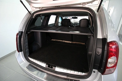Renault Duster, 2012г., полный привод, механика