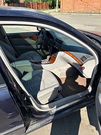 Mercedes-Benz E-Класс, 2004г., задний привод, автомат