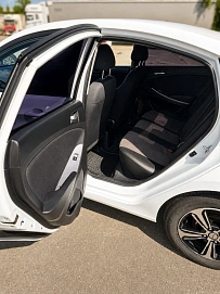 Hyundai Solaris, 2016г, передний привод, автомат