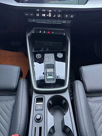 Audi A3, 2022г., передний привод, робот