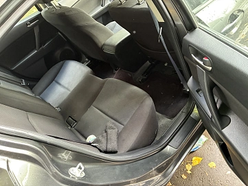 Mazda 3, 2010г., передний привод, автомат