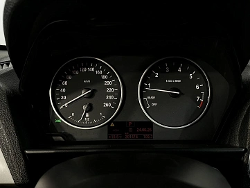 BMW 1 серии, 2012г., задний привод, автомат
