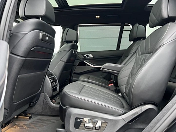 BMW X7, 2025г., полный привод, автомат