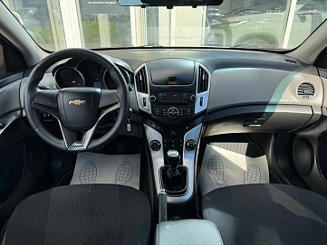 Chevrolet Cruze, 2014г., передний привод, механика