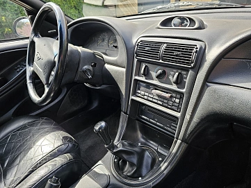 Ford Mustang, 1994г., задний привод, механика
