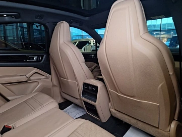 Porsche Cayenne, 2022г., полный привод, автомат
