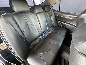 Toyota Camry, 2021г., передний привод, автомат