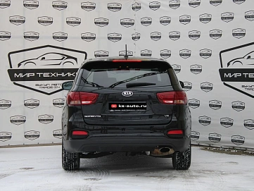 Kia Sorento, 2020г., передний привод, автомат