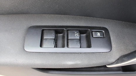Nissan Qashqai, 2008г., передний привод, механика
