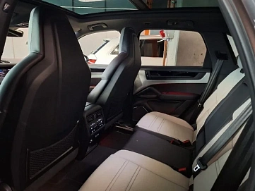 Porsche Cayenne, 2025г., полный привод, автомат