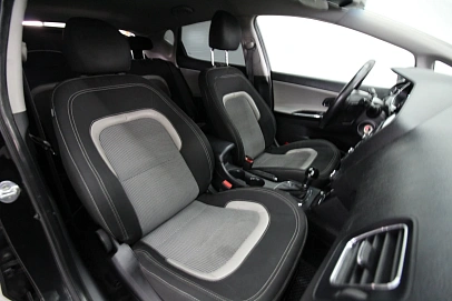 Kia Ceed, 2012г., передний привод, автомат