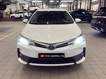 Toyota Corolla, 2016г., передний привод, вариатор