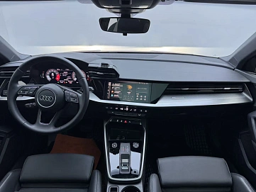 Audi A3, 2022г., передний привод, робот