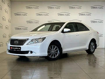 Toyota Camry, 2013г., передний привод, автомат