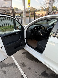Volkswagen Polo, 2021г., передний привод, автомат