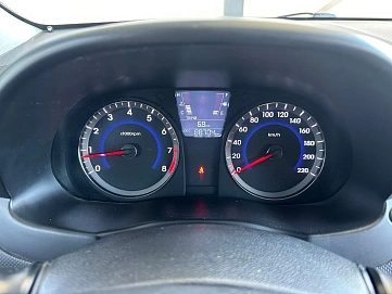 Hyundai Solaris, 2014г., передний привод, механика