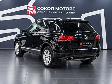 Volkswagen Touareg, 2011г., полный привод, автомат
