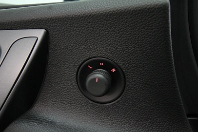 Opel Astra, 2012г., передний привод, механика