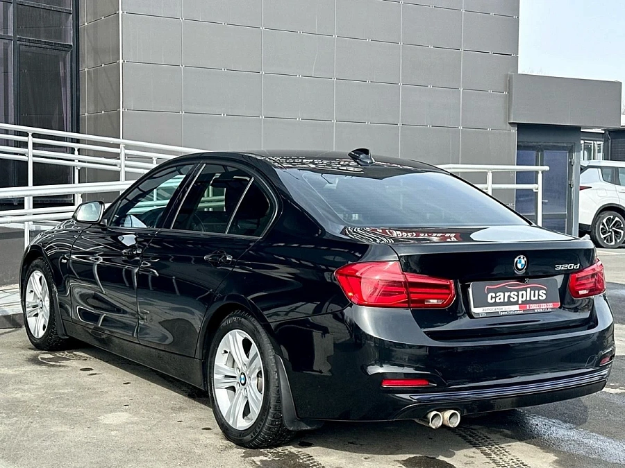 BMW 3 серии, 2018г., задний привод, автомат