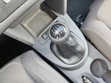 Volkswagen Touran, 2007г., передний привод, механика