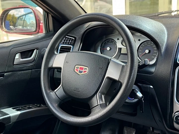 Geely Emgrand EC7, 2013г., передний привод, механика