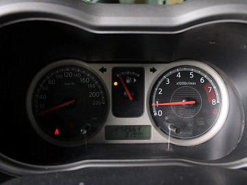 Nissan Note, 2006г., передний привод, механика