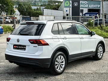 Volkswagen Tiguan, 2020г., полный привод, робот