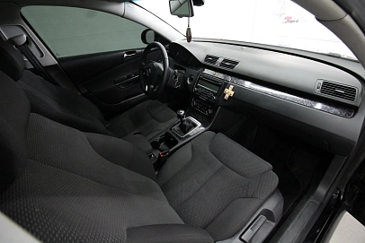 Volkswagen Passat, 2010г., передний привод, механика