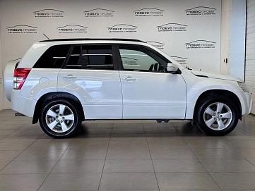 Suzuki Grand Vitara, 2011г., полный привод, автомат