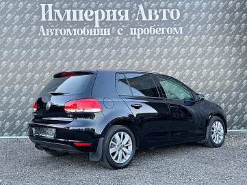 Volkswagen Golf, 2011г., передний привод, механика