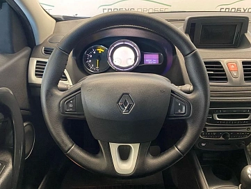 Renault Megane, 2010г., передний привод, механика