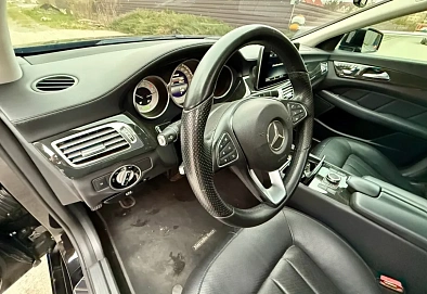 Mercedes-Benz CLS, 2015г., полный привод, автомат