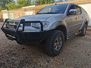 Mitsubishi L200, 2011г., полный привод, автомат