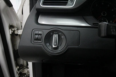 Volkswagen Passat, 2011г., передний привод, робот