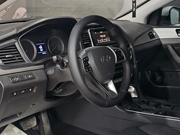 Hyundai Sonata, 2018г., передний привод, автомат