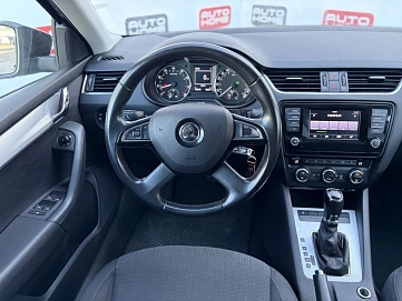 Skoda Octavia, 2014г., передний привод, робот
