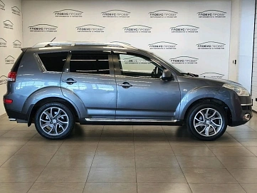 Citroen C-Crosser, 2008г., полный привод, вариатор