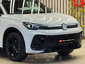 Volkswagen Tiguan, 2025г., полный привод, робот
