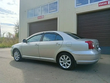 Toyota Avensis, 2008г., передний привод, автомат