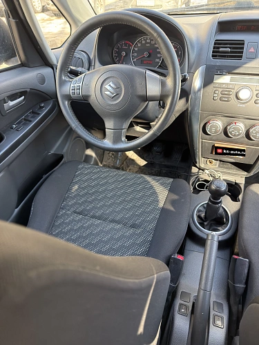 Suzuki SX4, 2008г, передний привод, механика