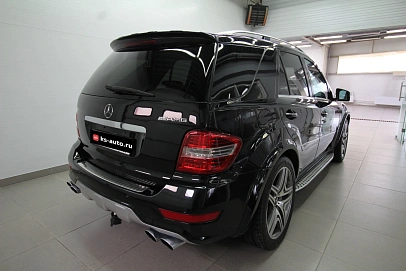 Mercedes-Benz M-Класс, 2010г., полный привод, автомат