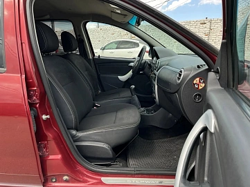 Renault Sandero, 2012г., передний привод, механика