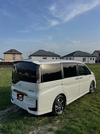 Honda Stepwgn, 2021г, передний привод, вариатор