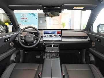 Toyota bZ3X, 2026г., передний привод, автомат