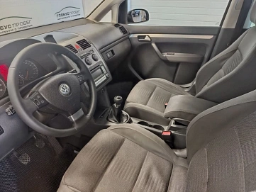 Volkswagen Touran, 2007г., передний привод, механика
