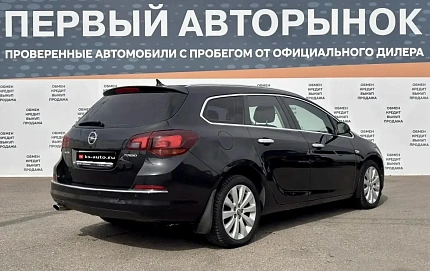 Opel Astra, 2013г., передний привод, автомат