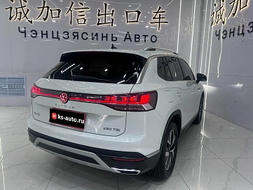 Volkswagen Tayron, 2022г., передний привод, робот