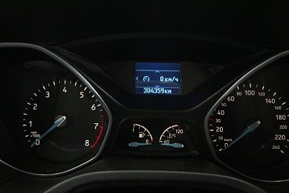 Ford Focus, 2016г., передний привод, механика