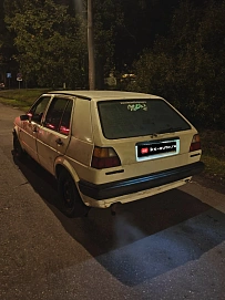 Volkswagen Golf, 1984г., передний привод, механика